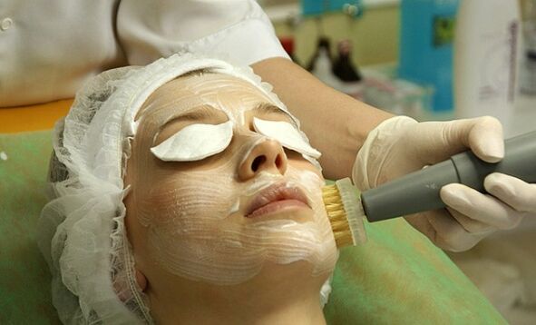 facial brushing