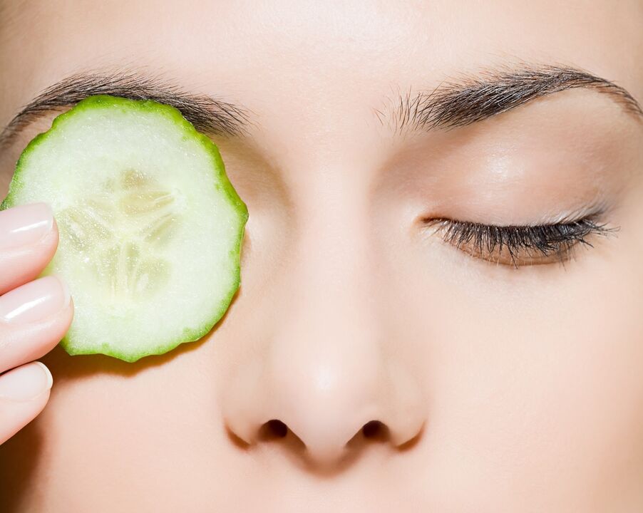 cucumber for skin rejuvenation around the eyes